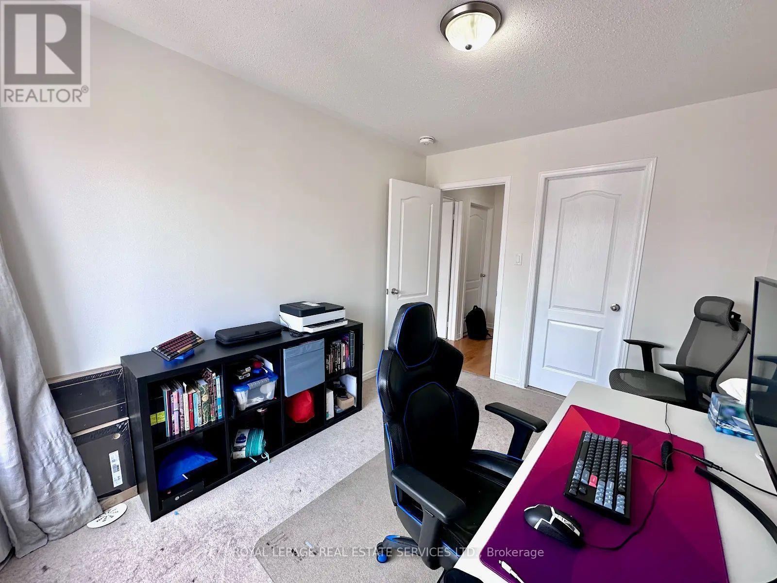 












132 INSPIRE BOULEVARD

,
Brampton,




Ontario
L6R3X8

