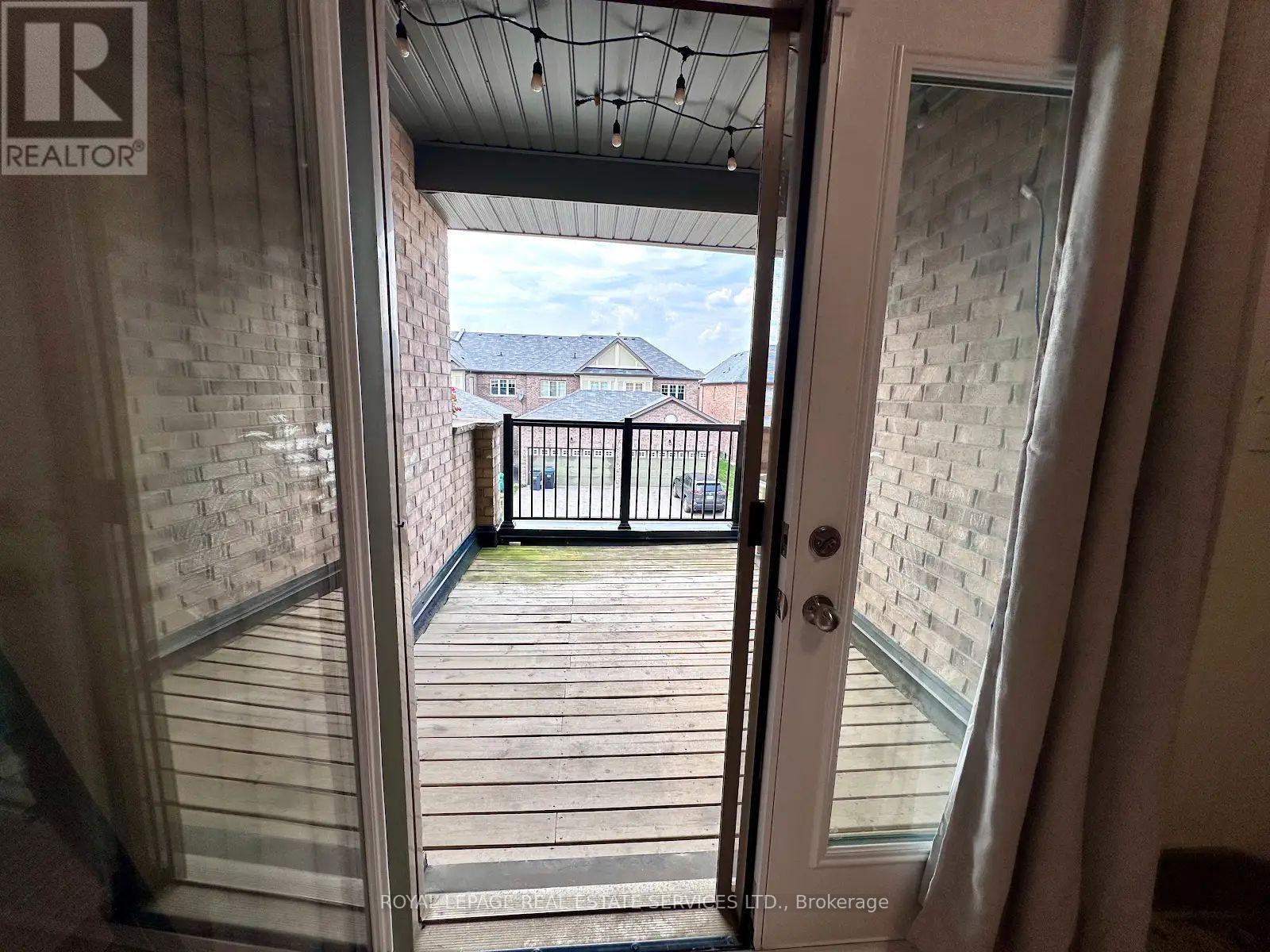 












132 INSPIRE BOULEVARD

,
Brampton,




Ontario
L6R3X8

