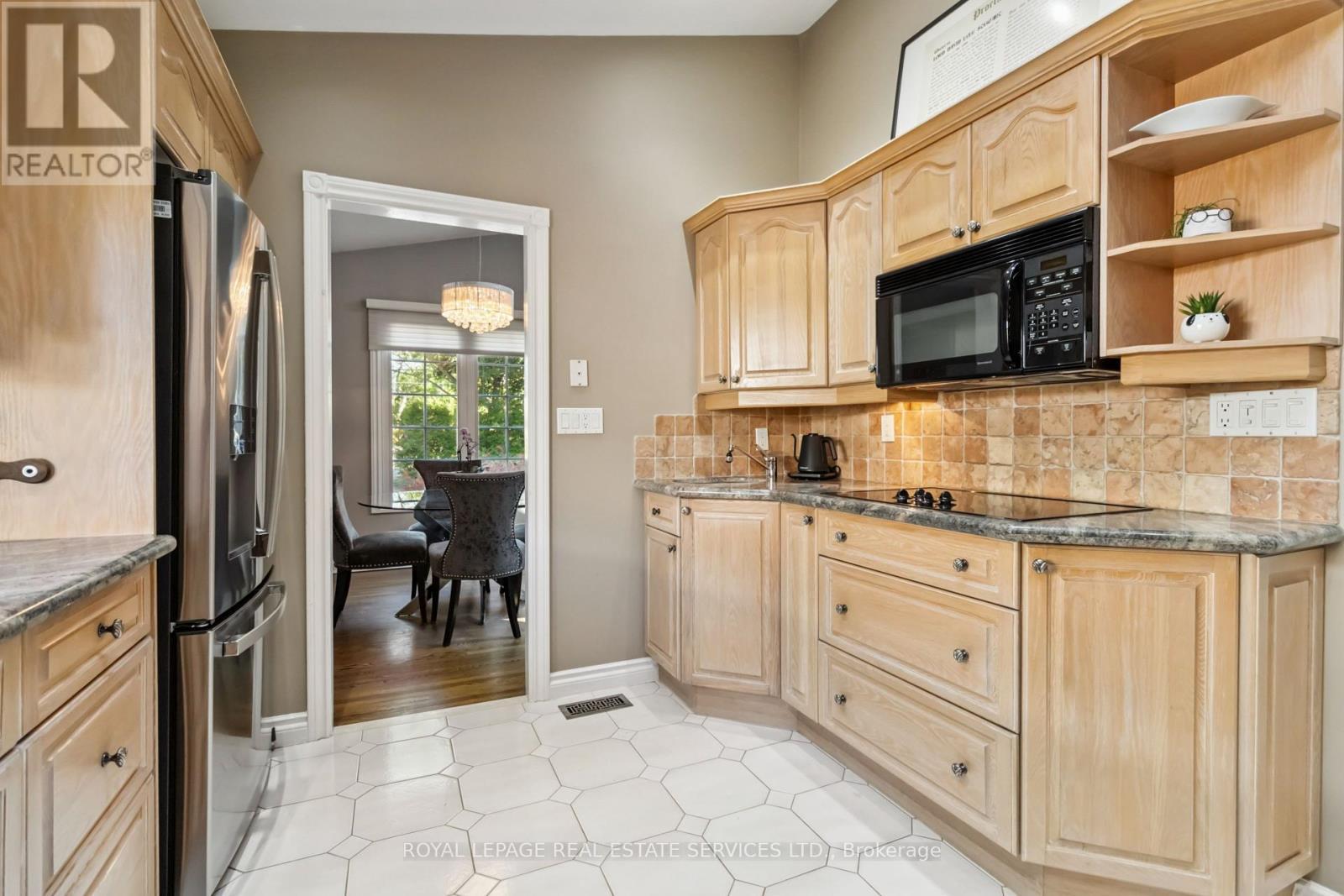












2019 LAKESHORE ROAD W

,
Oakville,




Ontario
L6L1G6

