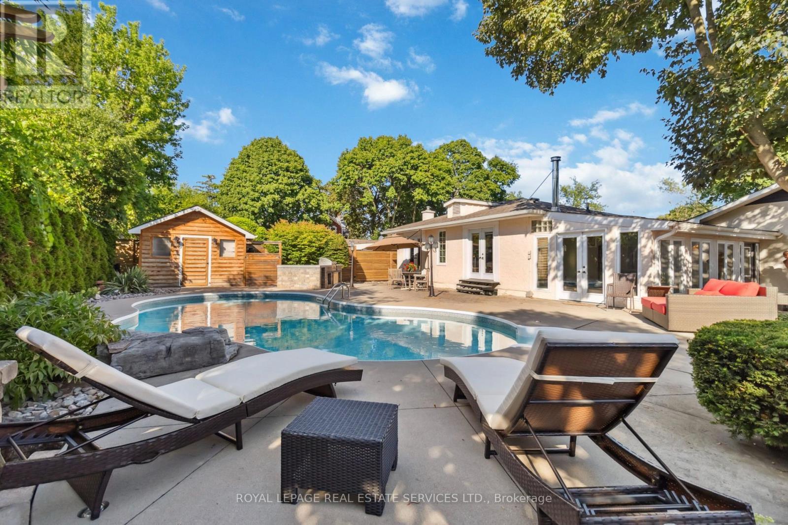 












2019 LAKESHORE ROAD W

,
Oakville,




Ontario
L6L1G6

