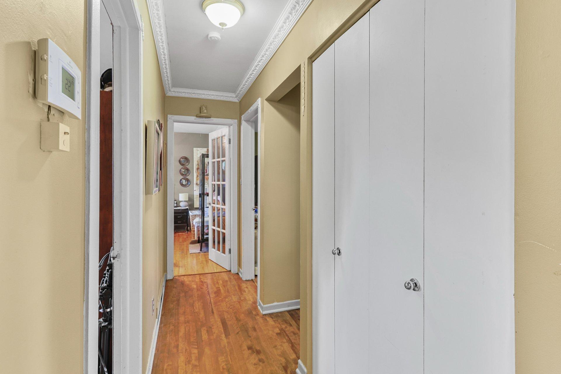 









70


Rue du Parc E.

,
Châteauguay,




QC
J6K1R2

