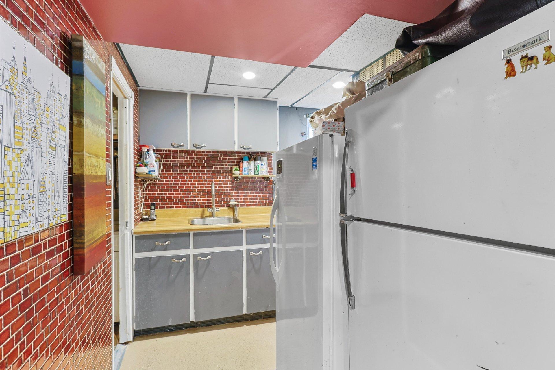 









70


Rue du Parc E.

,
Châteauguay,




QC
J6K1R2

