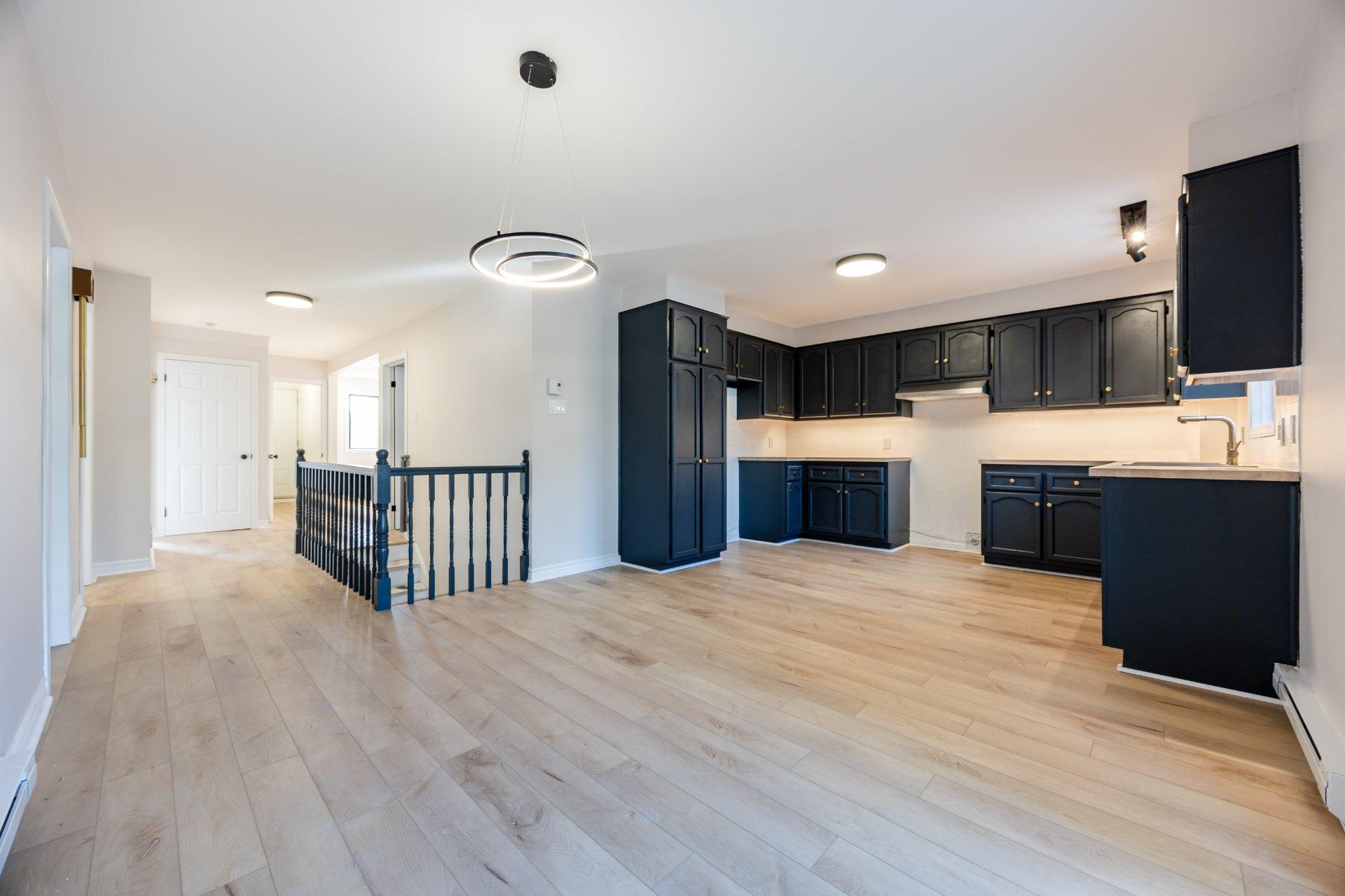 









4412


Boul. des Grandes-Prairies

,
Montréal (Saint-Léonard),




QC
H1R1A1

