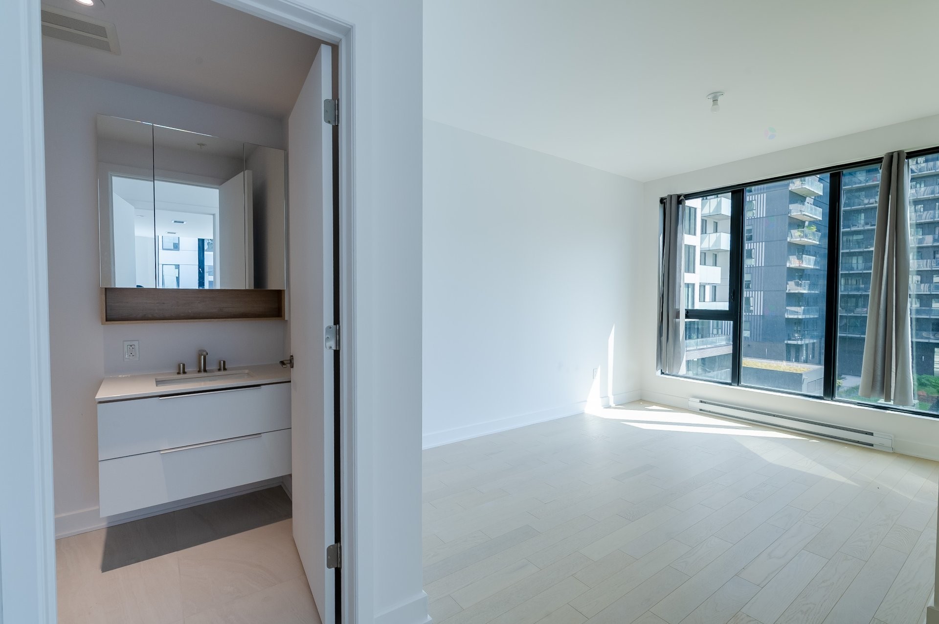









505


Rue de l'Escale

, 402,
Brossard,




QC
J4Z0T3

