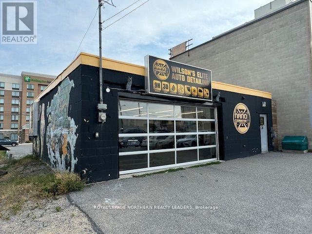 












36 WILSON AVENUE

,
Timmins (TS - SW),




Ontario
P4N7C3

