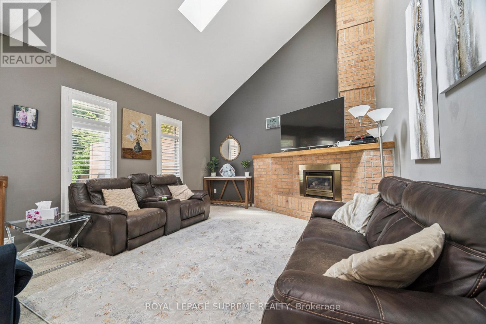 












635 GRAND VIEW AVENUE

,
London South,




Ontario
N6K3G1

