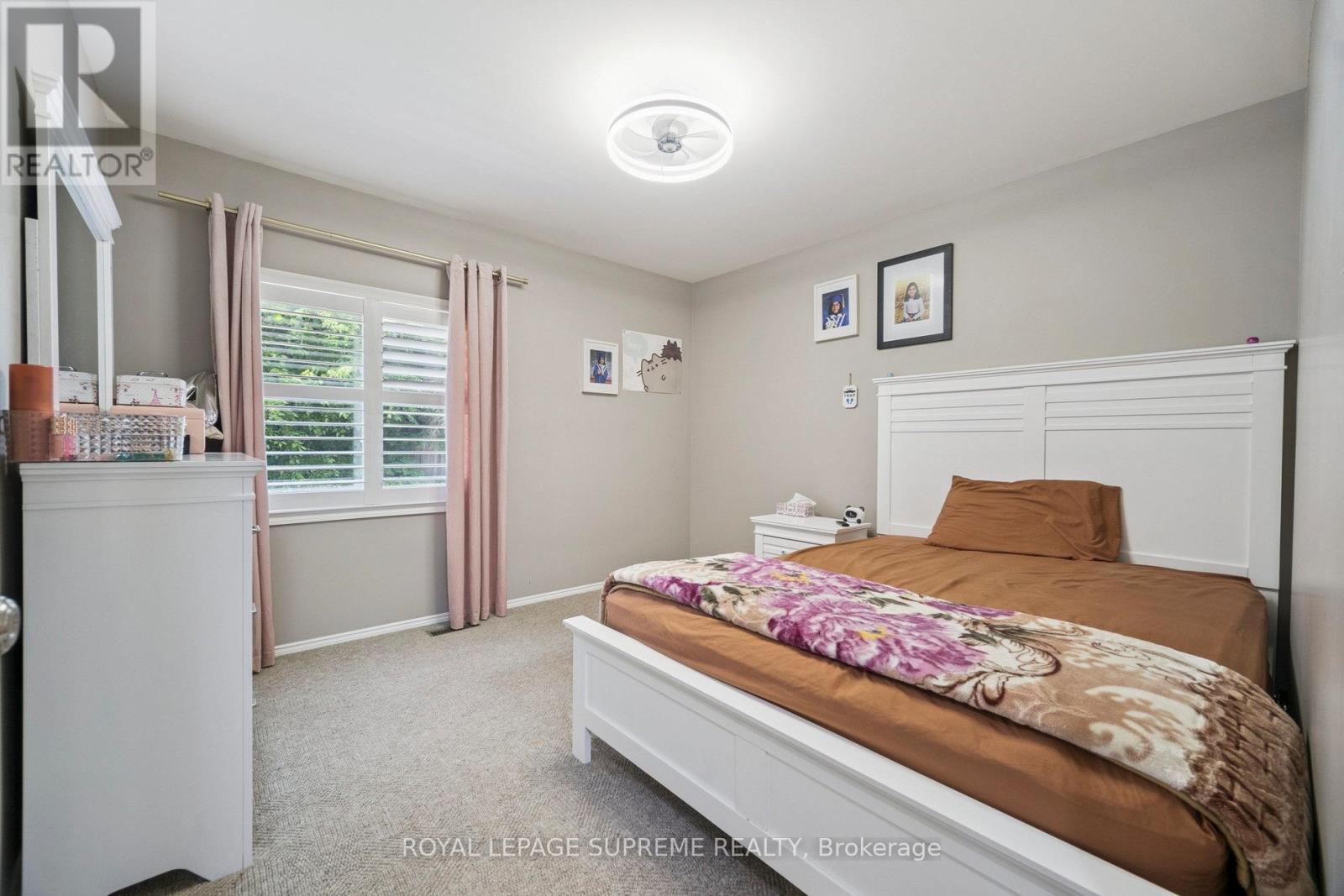 












635 GRAND VIEW AVENUE

,
London South,




Ontario
N6K3G1

