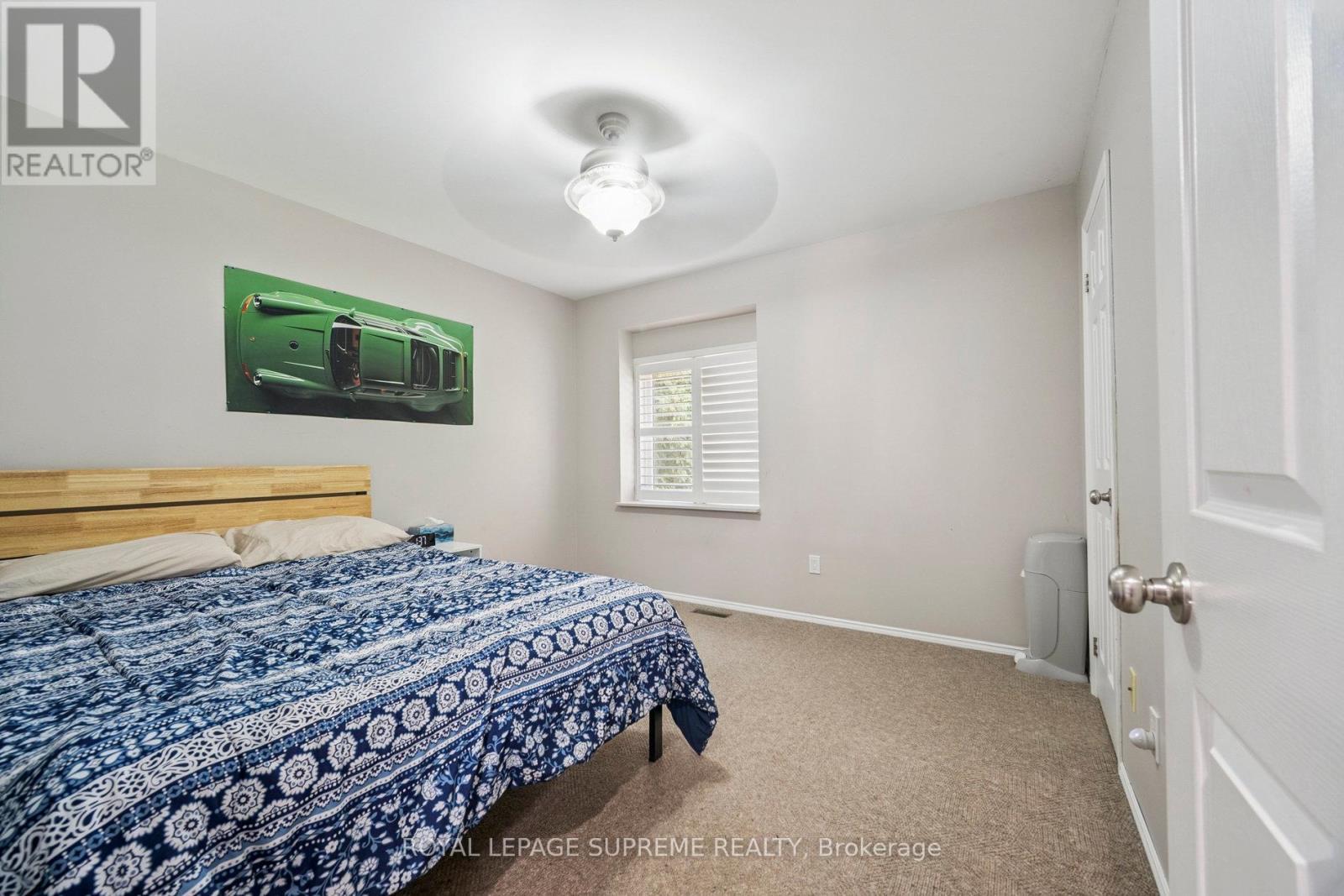 












635 GRAND VIEW AVENUE

,
London South,




Ontario
N6K3G1

