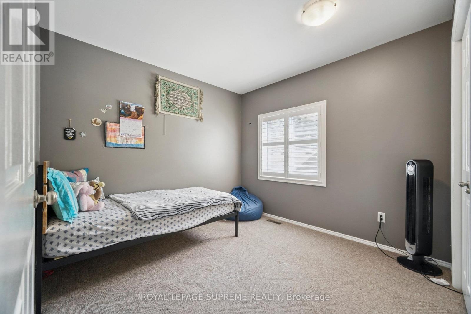 












635 GRAND VIEW AVENUE

,
London South,




Ontario
N6K3G1

