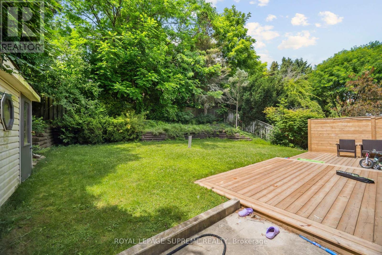 












635 GRAND VIEW AVENUE

,
London South,




Ontario
N6K3G1

