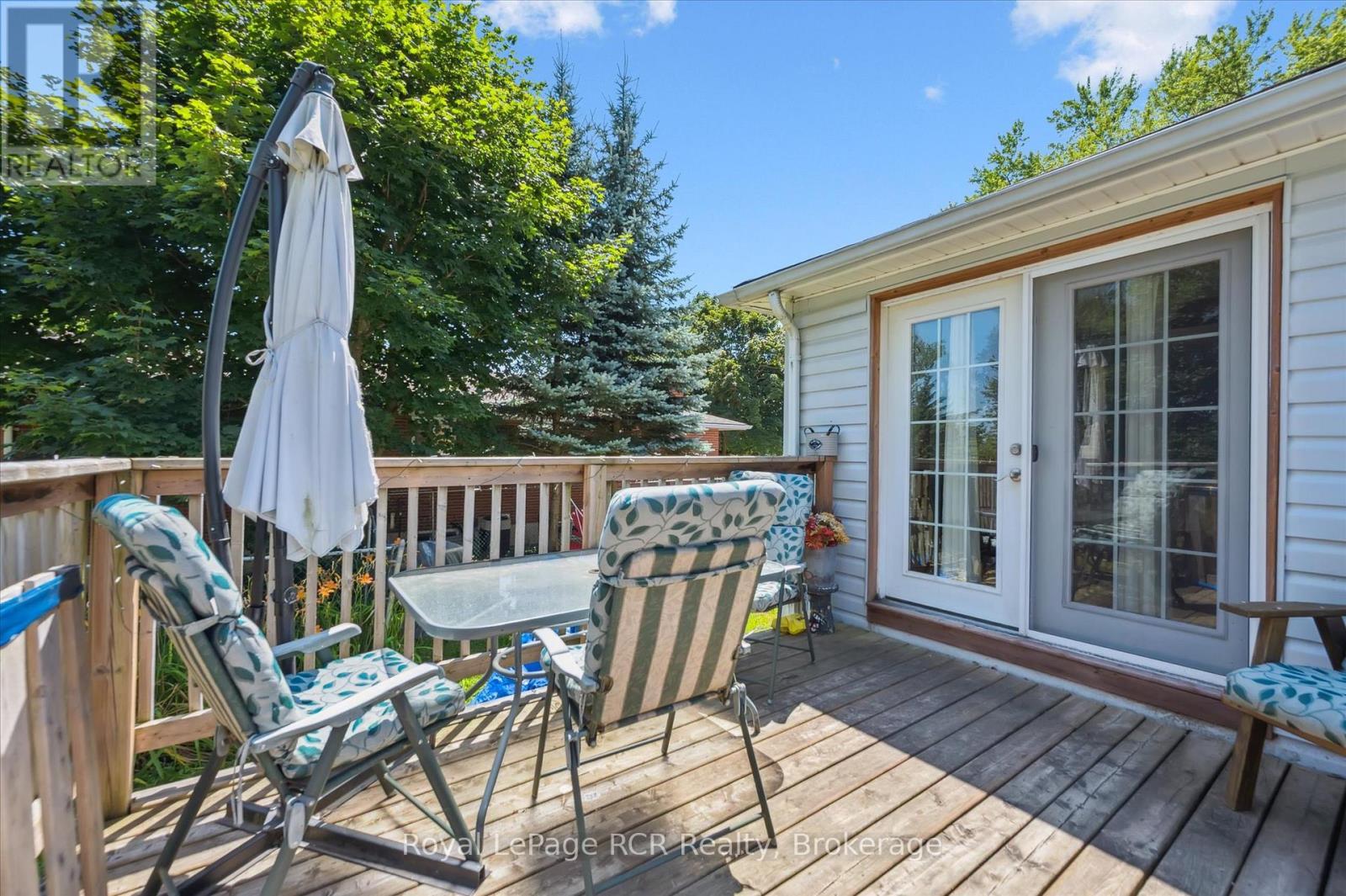 












240 EGREMONT STREET N

,
Wellington North (Mount Forest),




Ontario
N0G2L2

