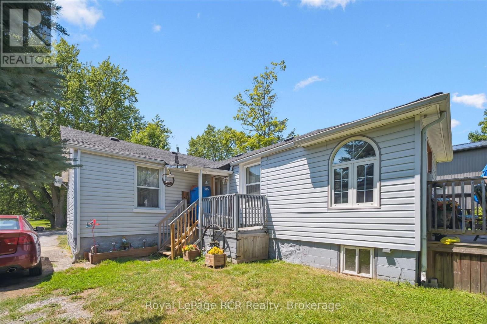 












240 EGREMONT STREET N

,
Wellington North (Mount Forest),




Ontario
N0G2L2

