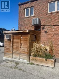 












7 - 70 PLUNKETT ROAD

,
Toronto,




Ontario
M9L2J4

