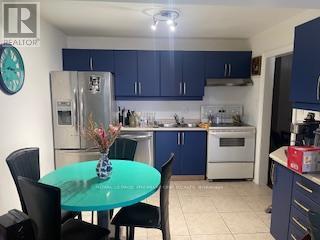 












7 - 70 PLUNKETT ROAD

,
Toronto,




Ontario
M9L2J4

