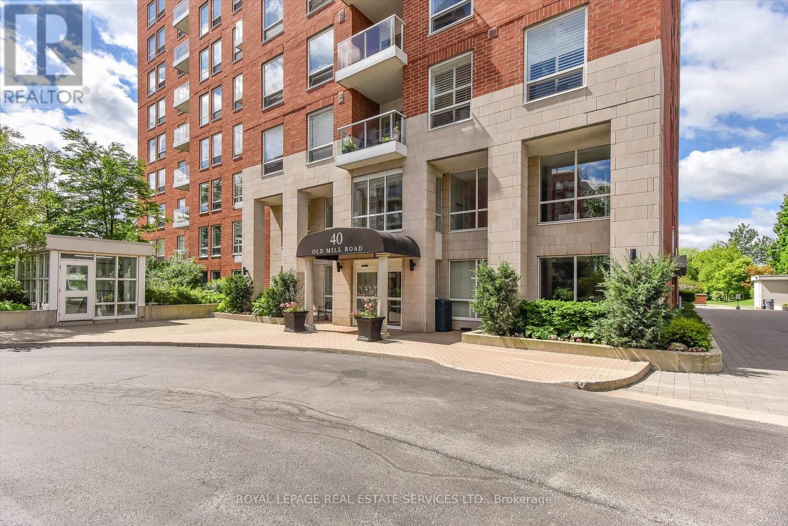 












LPH1 - 40 OLD MILL ROAD

,
Oakville,




Ontario
L6J7W2

