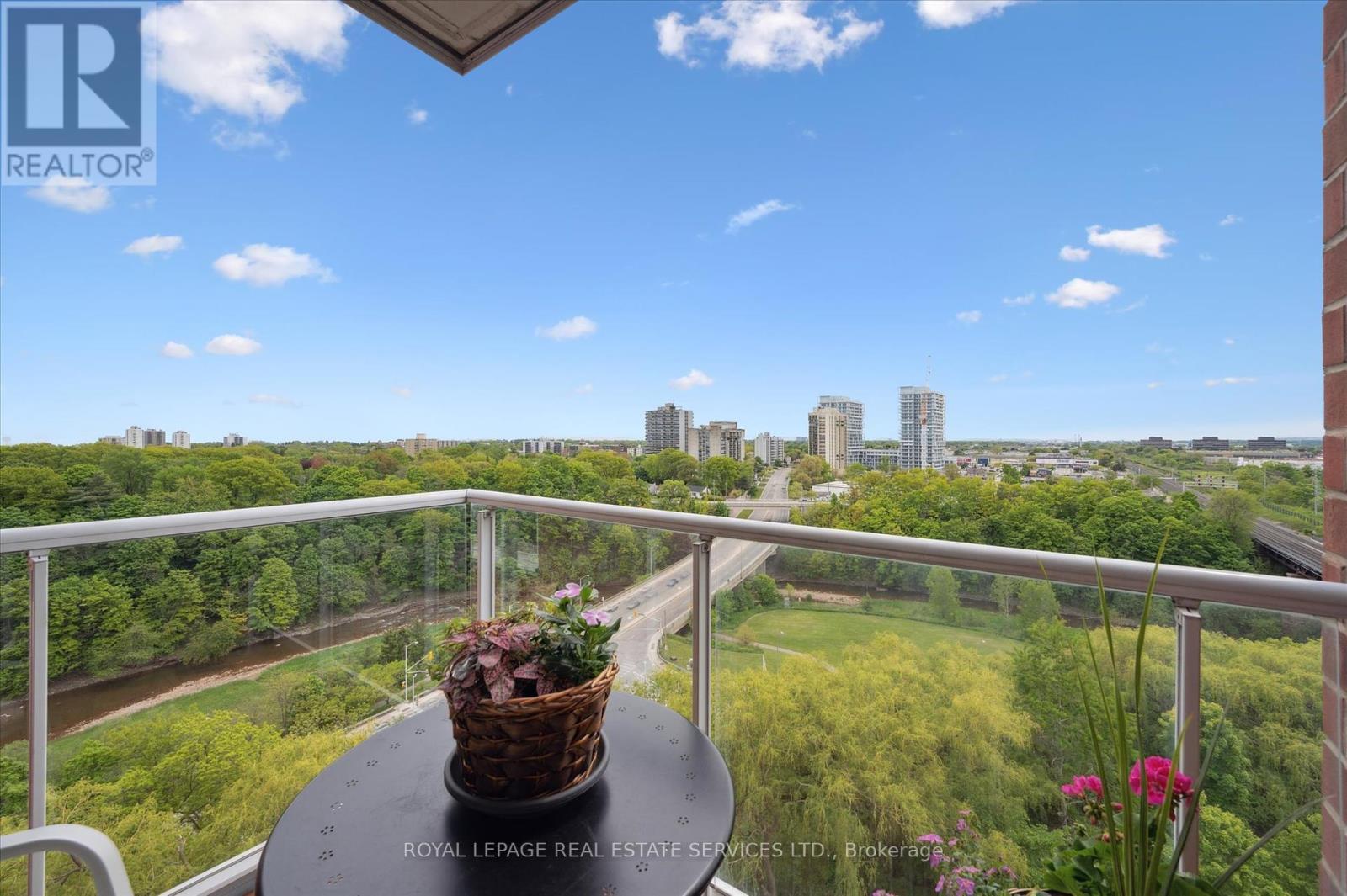 












LPH1 - 40 OLD MILL ROAD

,
Oakville,




Ontario
L6J7W2

