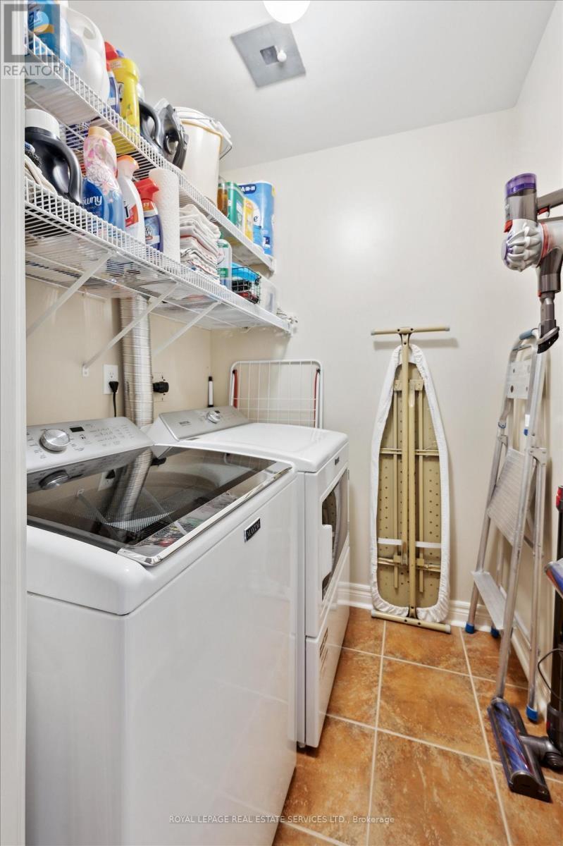 












LPH1 - 40 OLD MILL ROAD

,
Oakville,




Ontario
L6J7W2


