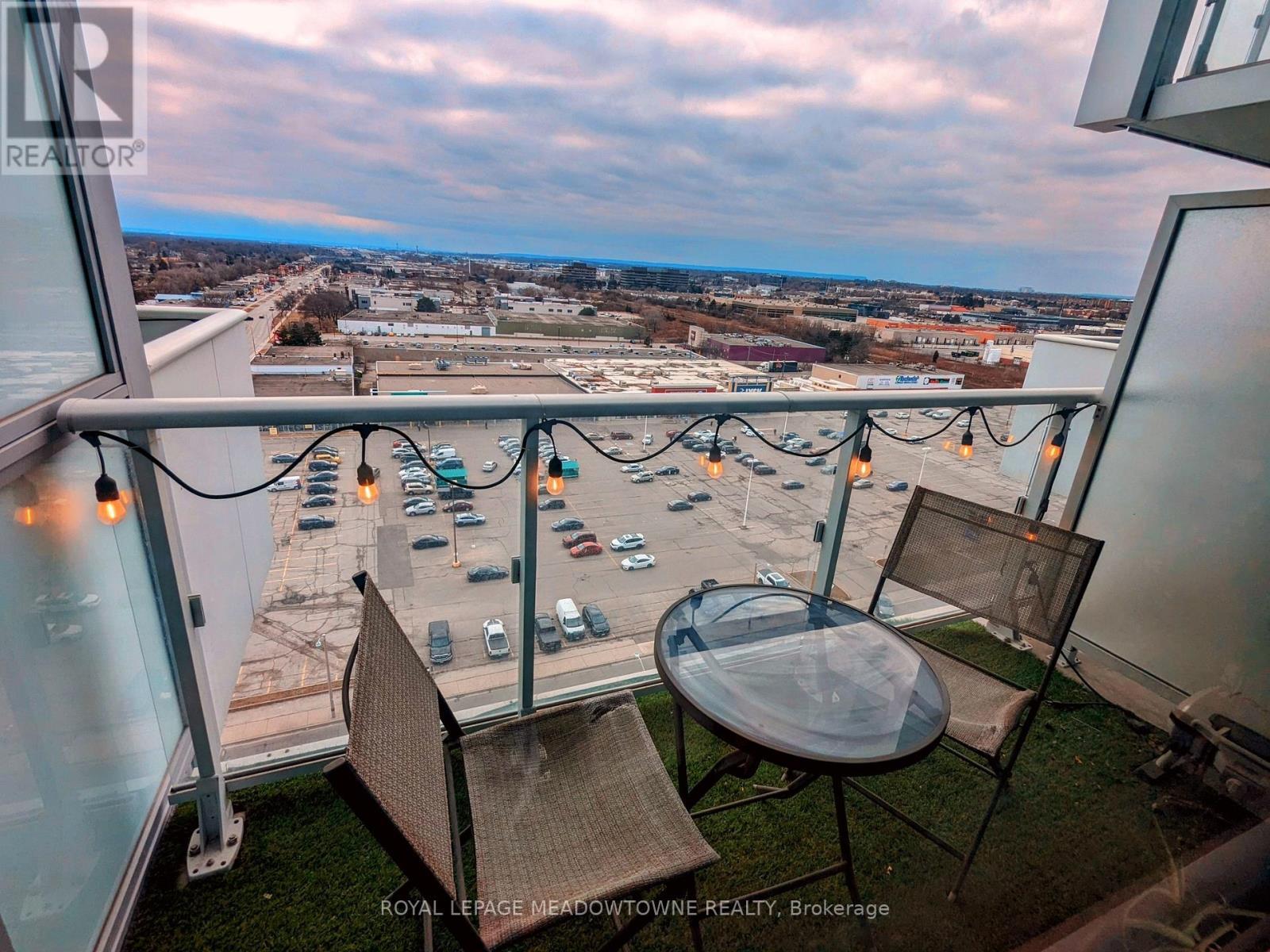 












1210 - 55 SPEERS ROAD

,
Oakville,




Ontario
L6K0H9

