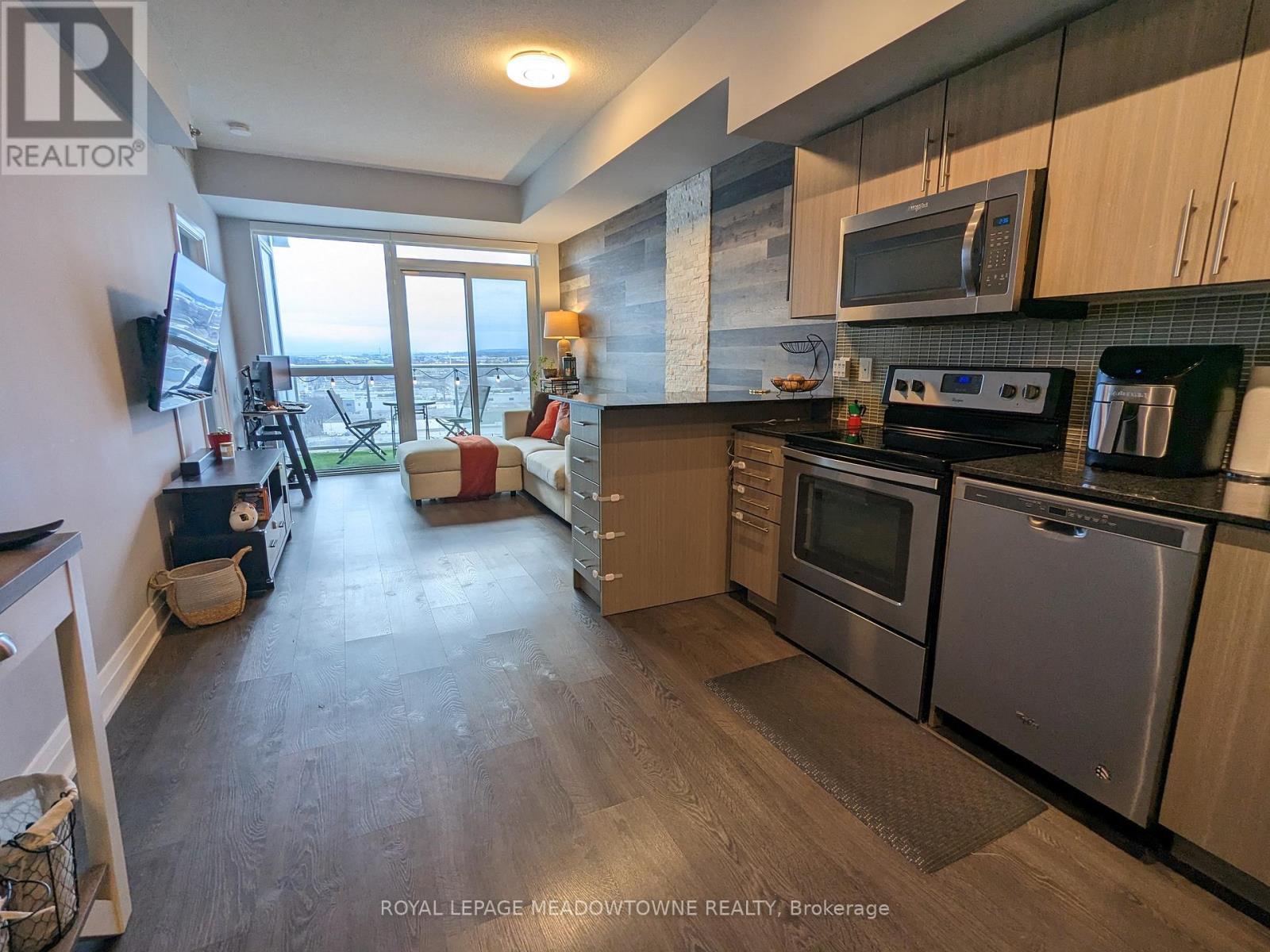 












1210 - 55 SPEERS ROAD

,
Oakville,




Ontario
L6K0H9

