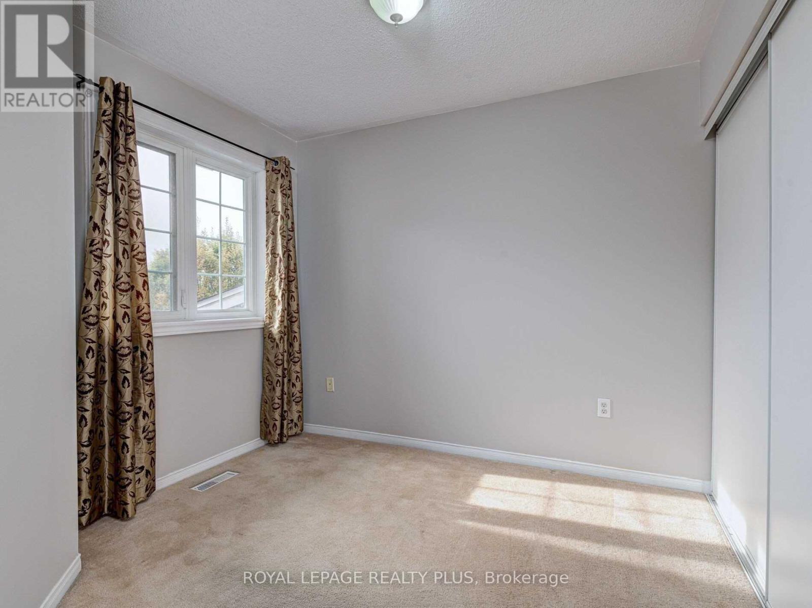 












69 - 6830 MEADOWVALE TOWN CENT CIRCLE

,
Mississauga,




Ontario
L5N6A2

