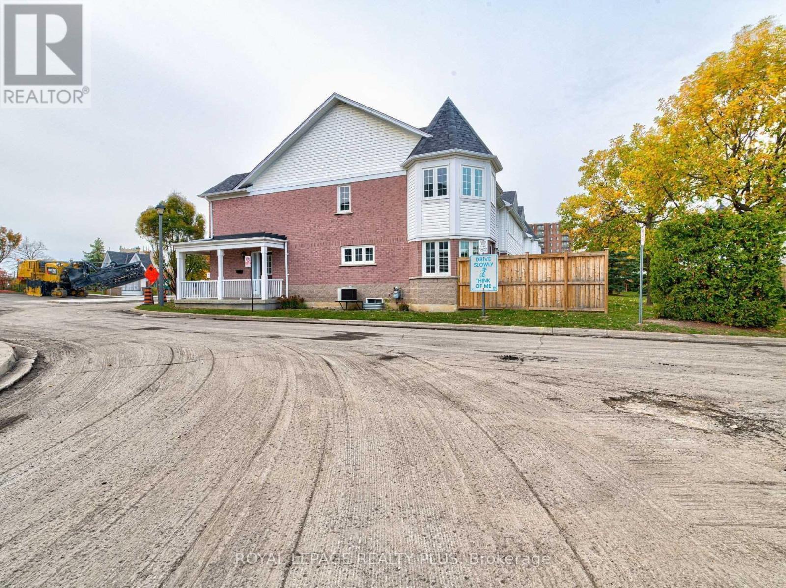 












69 - 6830 MEADOWVALE TOWN CENT CIRCLE

,
Mississauga,




Ontario
L5N6A2

