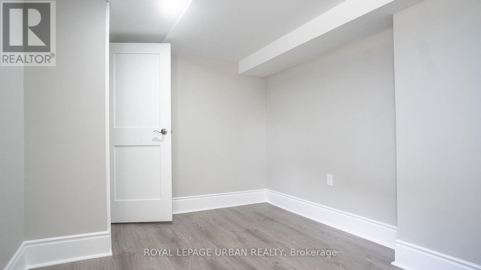 












BASEMENT - 36 WELLAND STREET

,
Welland,




Ontario
L3B4E4

