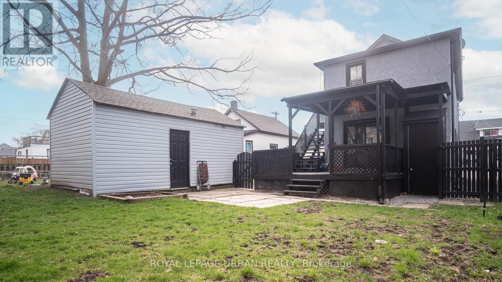 












BASEMENT - 36 WELLAND STREET

,
Welland,




Ontario
L3B4E4

