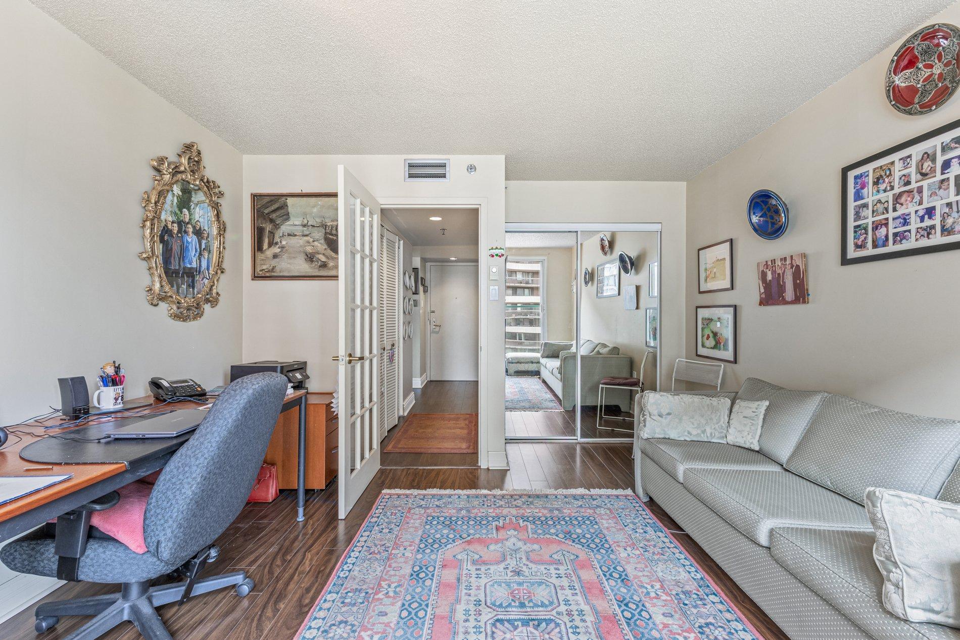 









1625


Av. Lincoln

, 1402,
Montréal (Ville-Marie),




QC
H3H2T5

