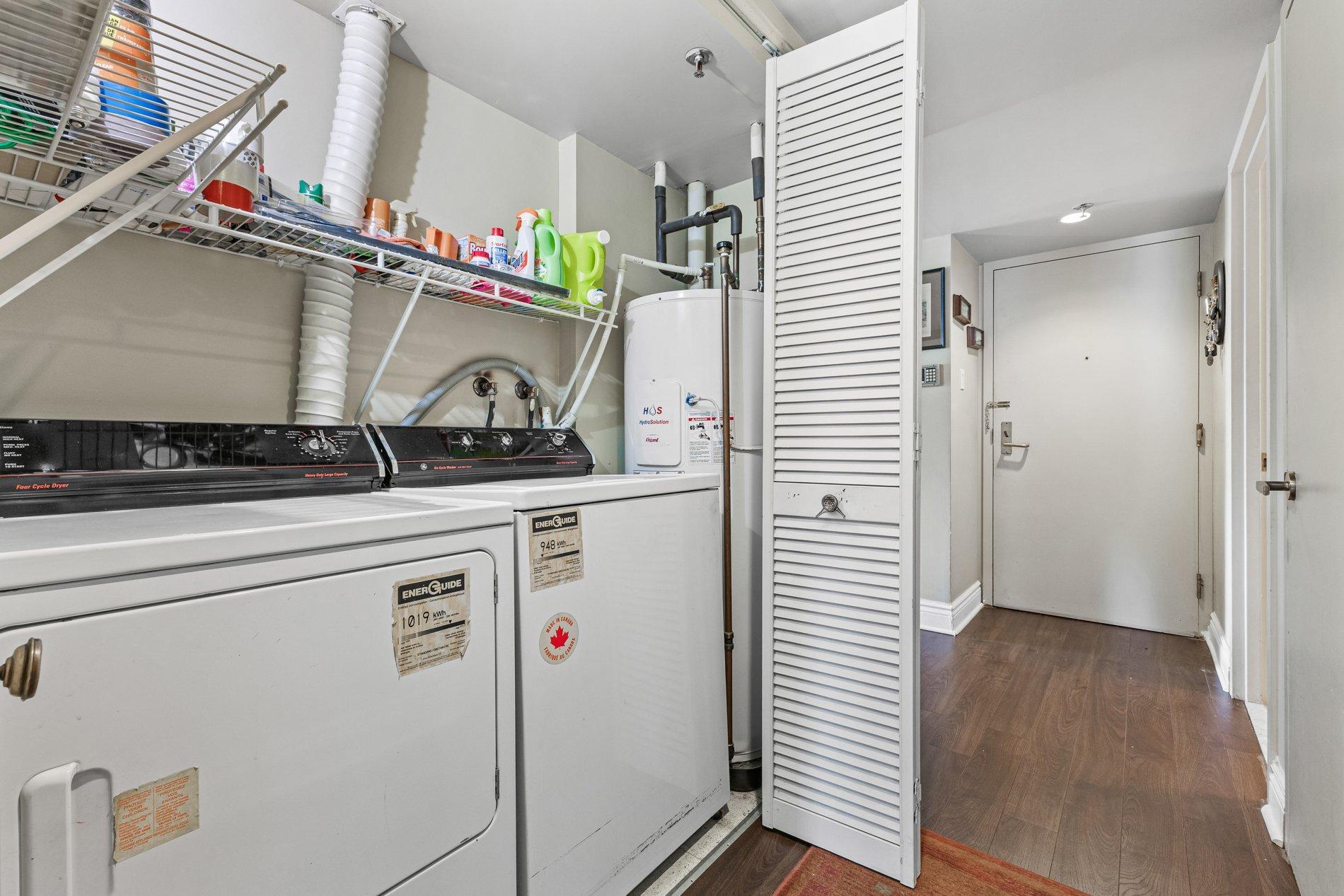 









1625


Av. Lincoln

, 1402,
Montréal (Ville-Marie),




QC
H3H2T5

