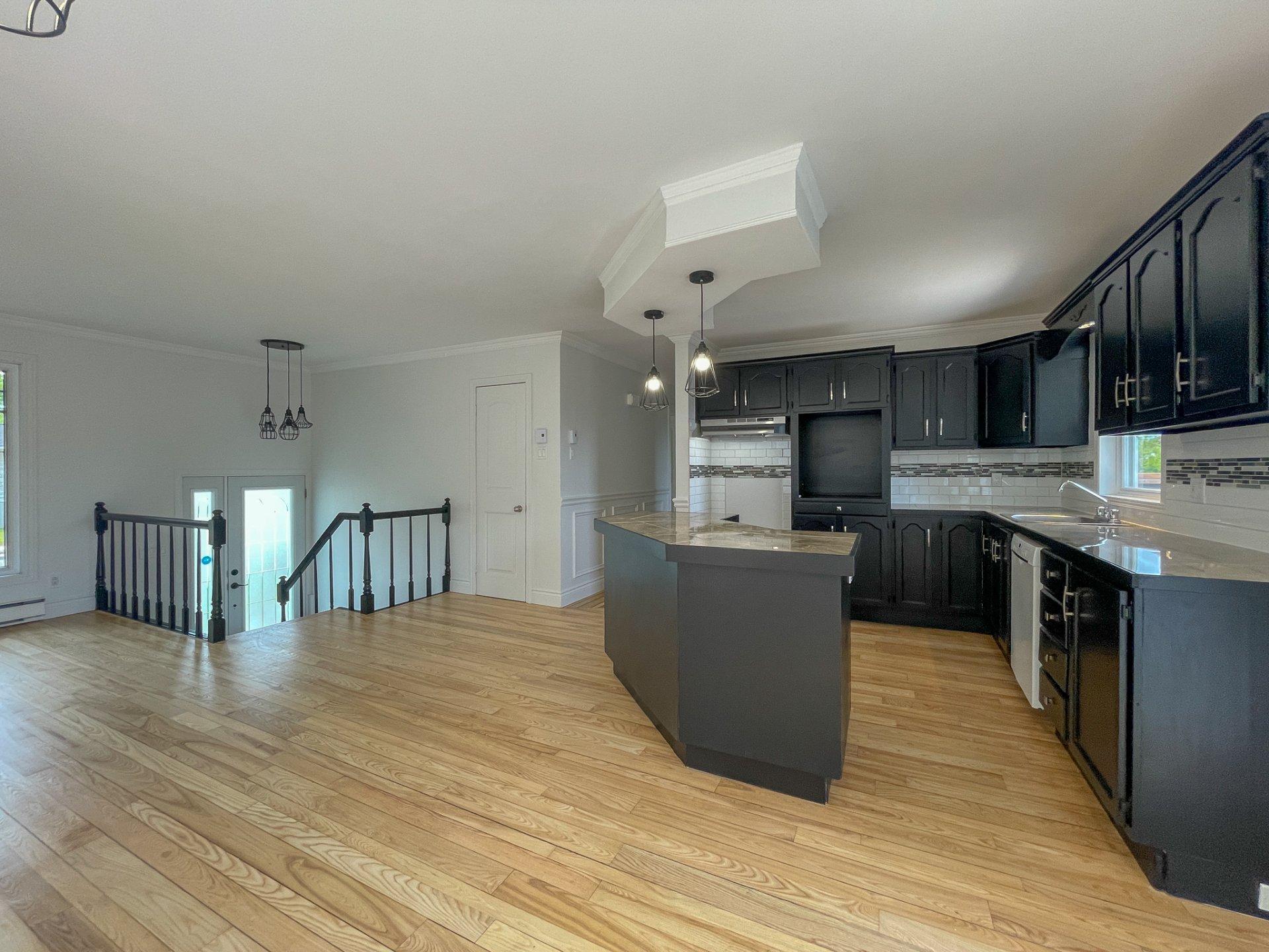 









438


Rue des Érables

,
Trois-Rivières,




QC
G8T5H9

