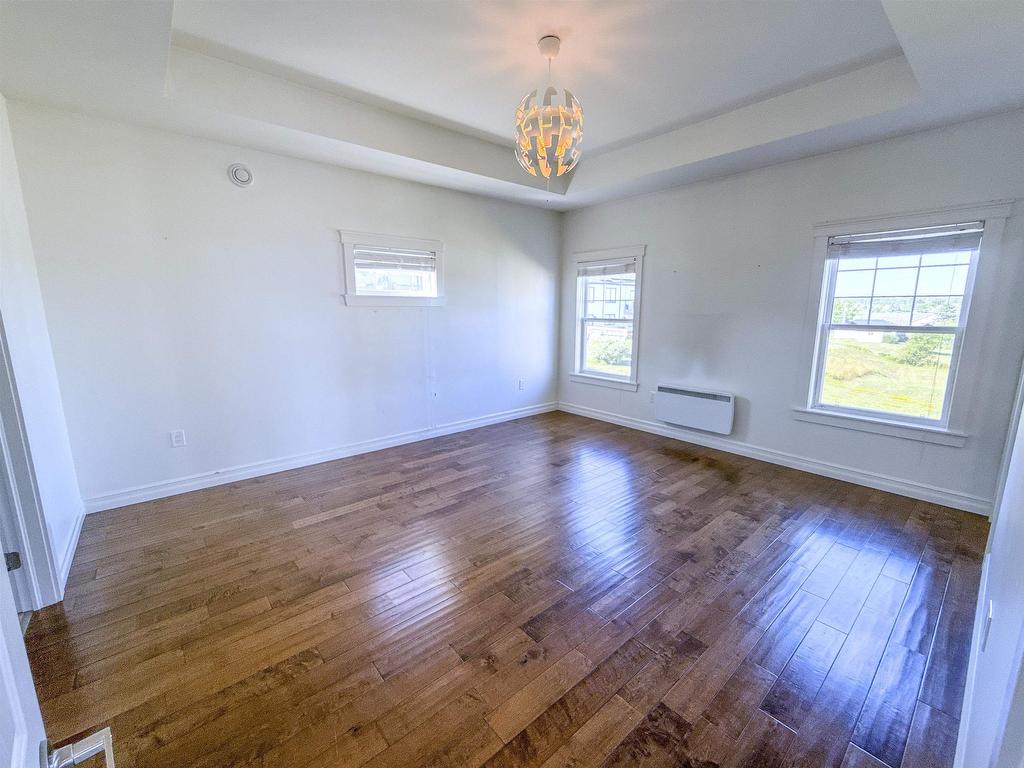 












18 Paget Crescent

,
Stratford,




PE
C1B 0E2

