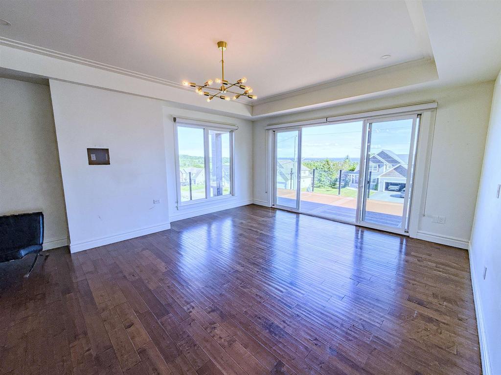 












18 Paget Crescent

,
Stratford,




PE
C1B 0E2

