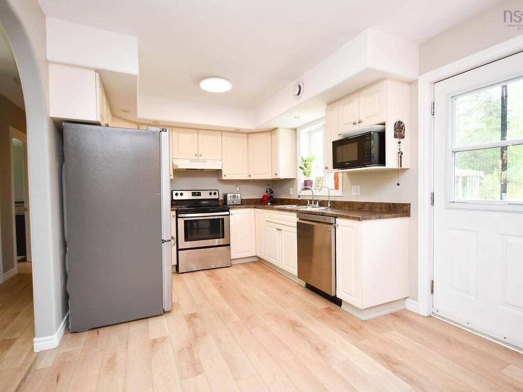 












1178 Highway 1

,
Lakelands,




NS
B0N 1Z0


