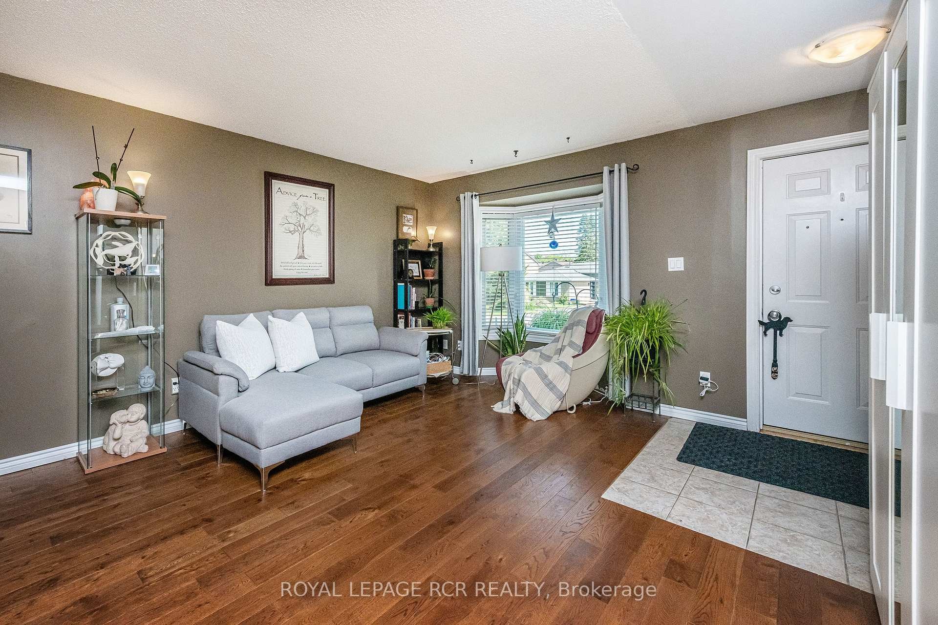 









90


Lawrence

Avenue, 106,
Orangeville,




ON
L9W 4J6

