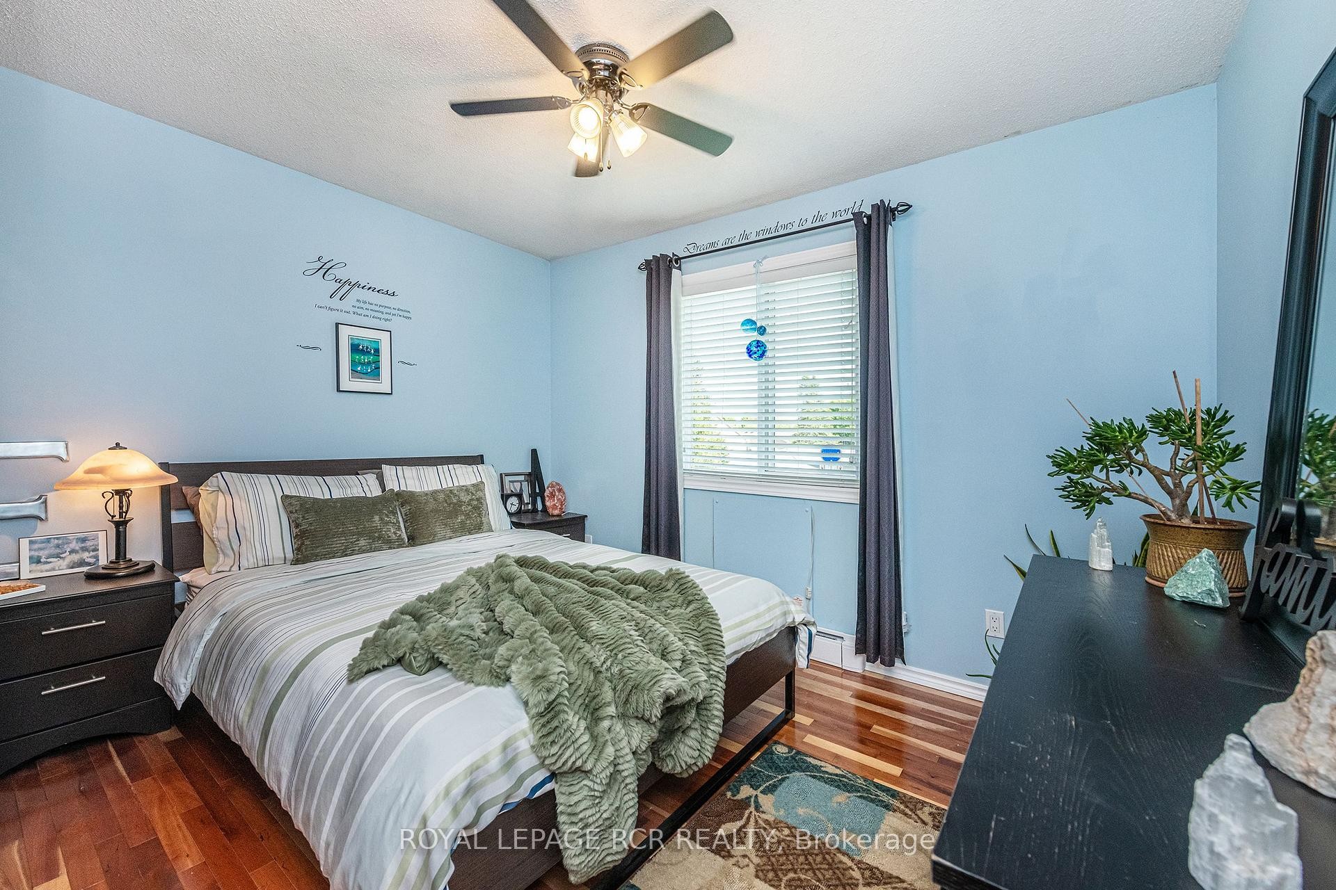 









90


Lawrence

Avenue, 106,
Orangeville,




ON
L9W 4J6

