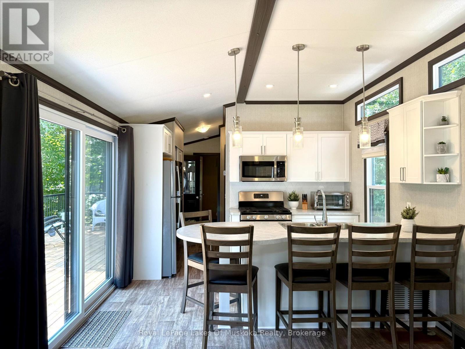 












LOT 41 - 1005 STEPHENS BAY ROAD

,
Bracebridge (Monck (Bracebridge)),




Ontario
P1L1X2

