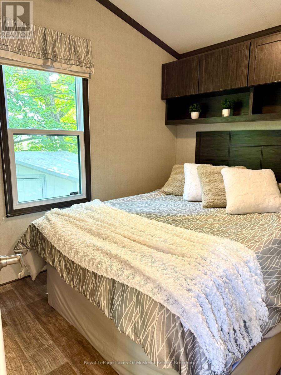 












LOT 41 - 1005 STEPHENS BAY ROAD

,
Bracebridge (Monck (Bracebridge)),




Ontario
P1L1X2


