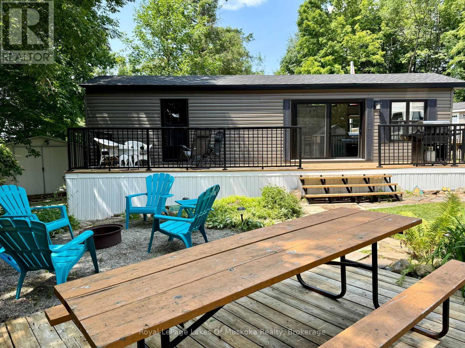 












LOT 41 - 1005 STEPHENS BAY ROAD

,
Bracebridge (Monck (Bracebridge)),




Ontario
P1L1X2

