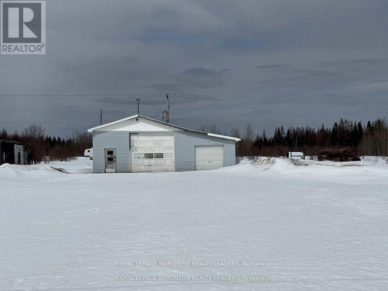 












LOT 19 HAGGART TWP

,
Smooth Rock Falls (SRF),







Ontario
P0L2C0

