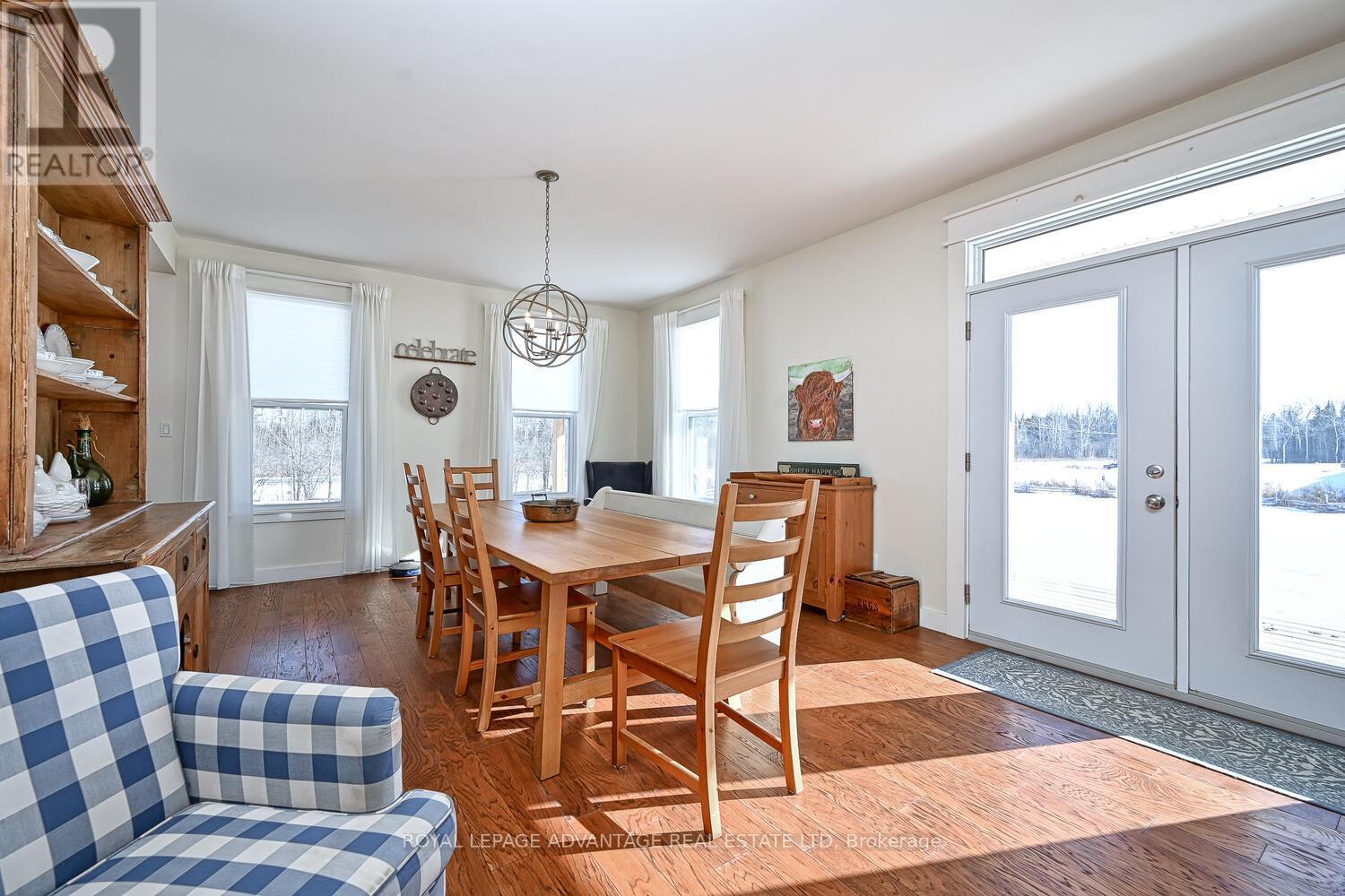 












455 CHURCHILL ROAD

,
Drummond/North Elmsley,




Ontario
K7A4S4

