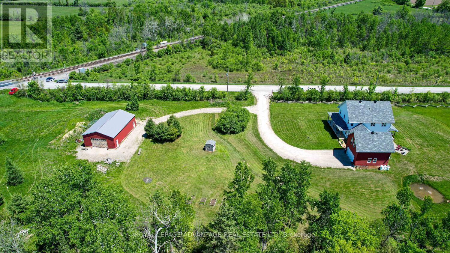 












455 CHURCHILL ROAD

,
Drummond/North Elmsley,




Ontario
K7A4S4


