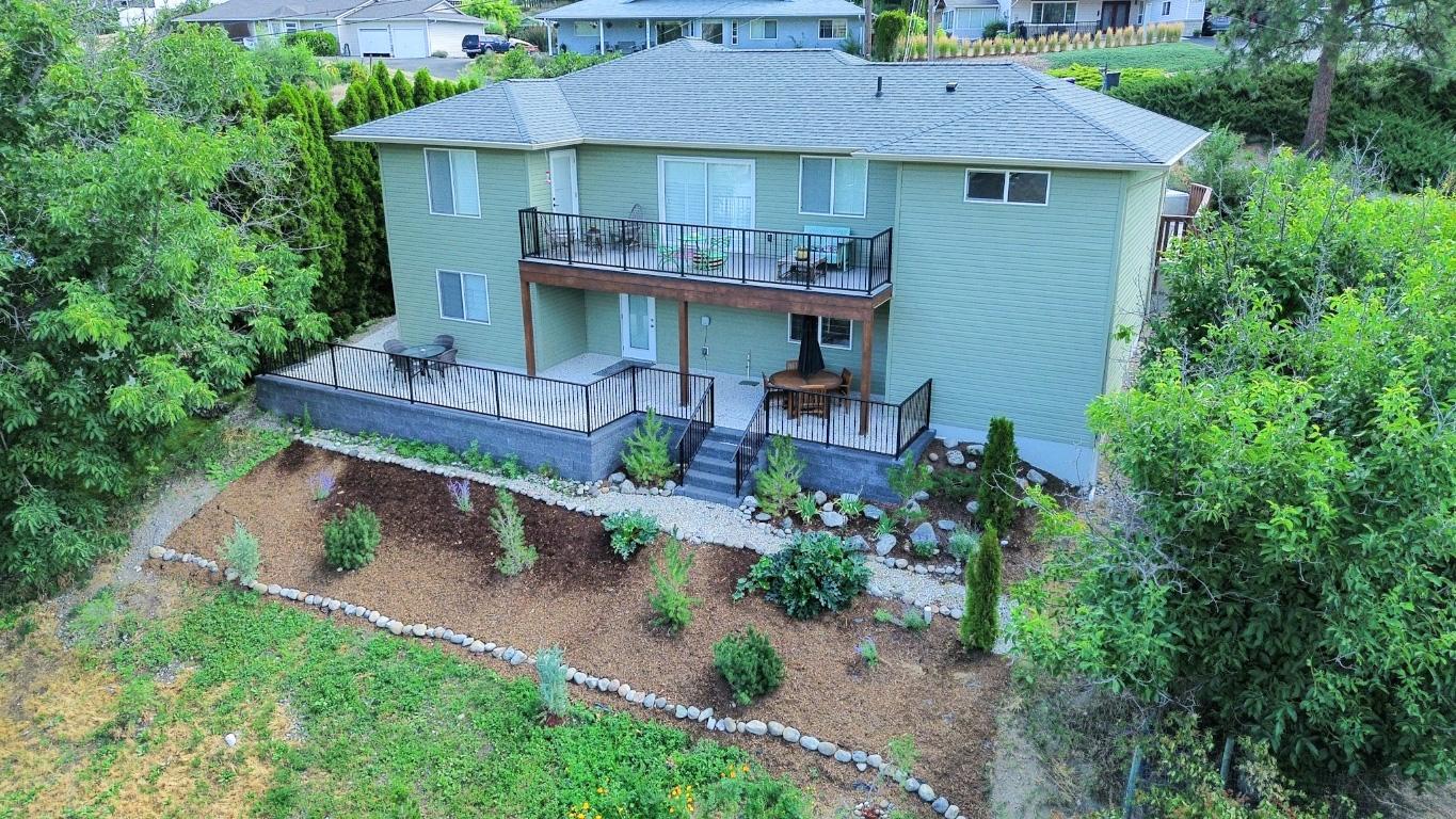 









6654


Bellevue

Drive,
Oliver,




BC
V0H 1T4

