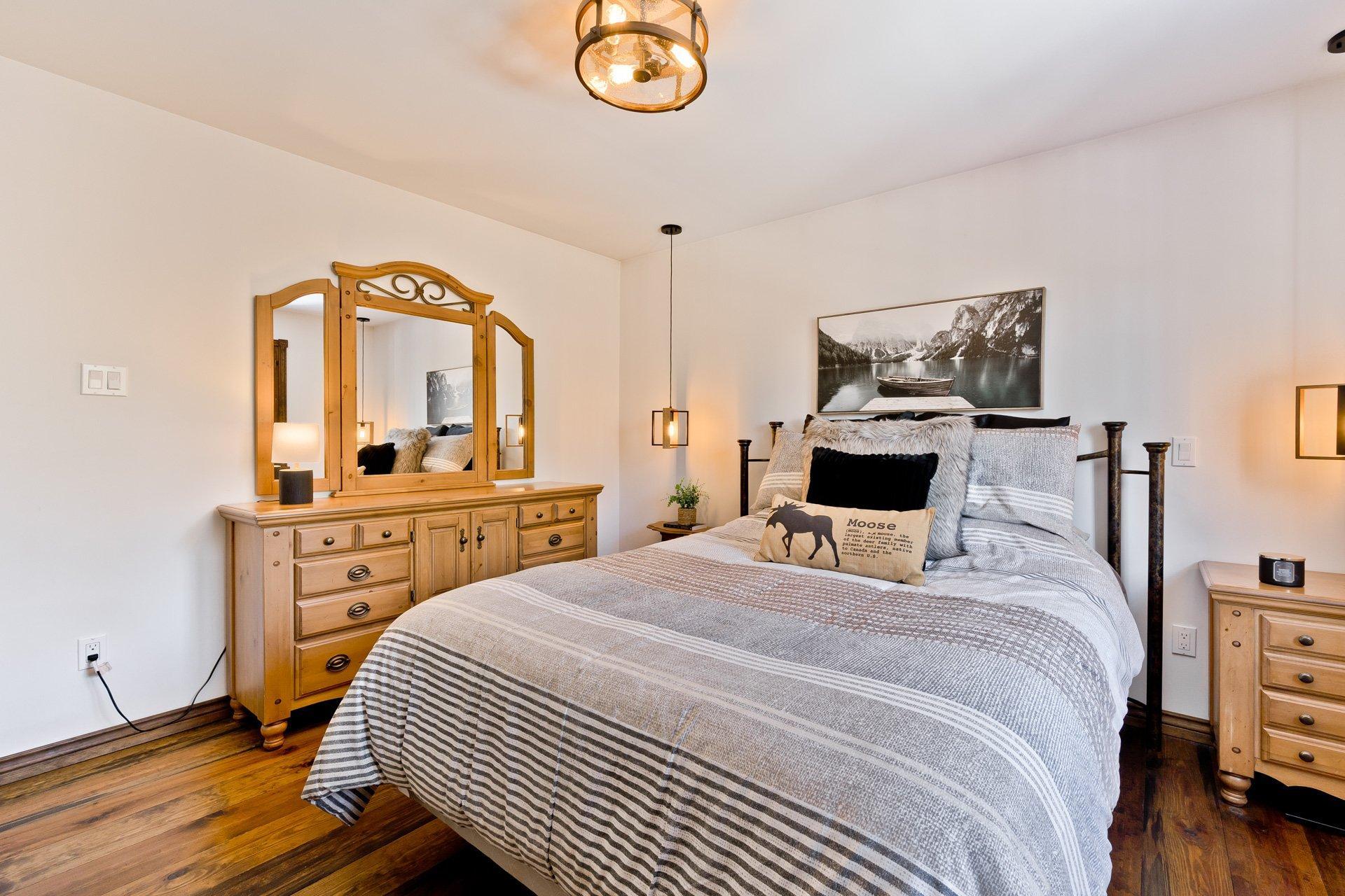 









171


Ch. Verdi

,
Saint-Étienne-de-Bolton,




QC
J0E2E0

