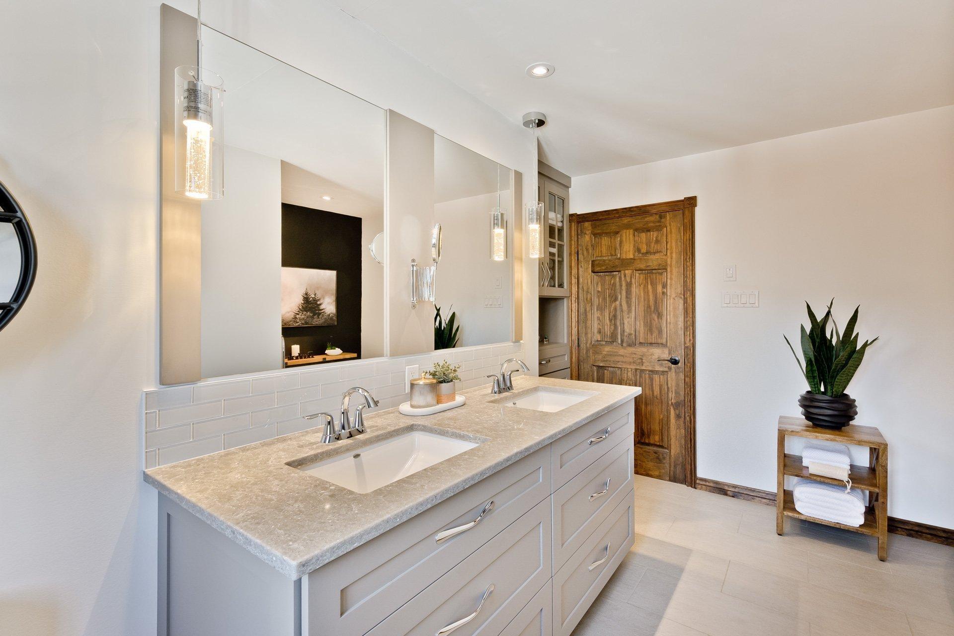 









171


Ch. Verdi

,
Saint-Étienne-de-Bolton,




QC
J0E2E0

