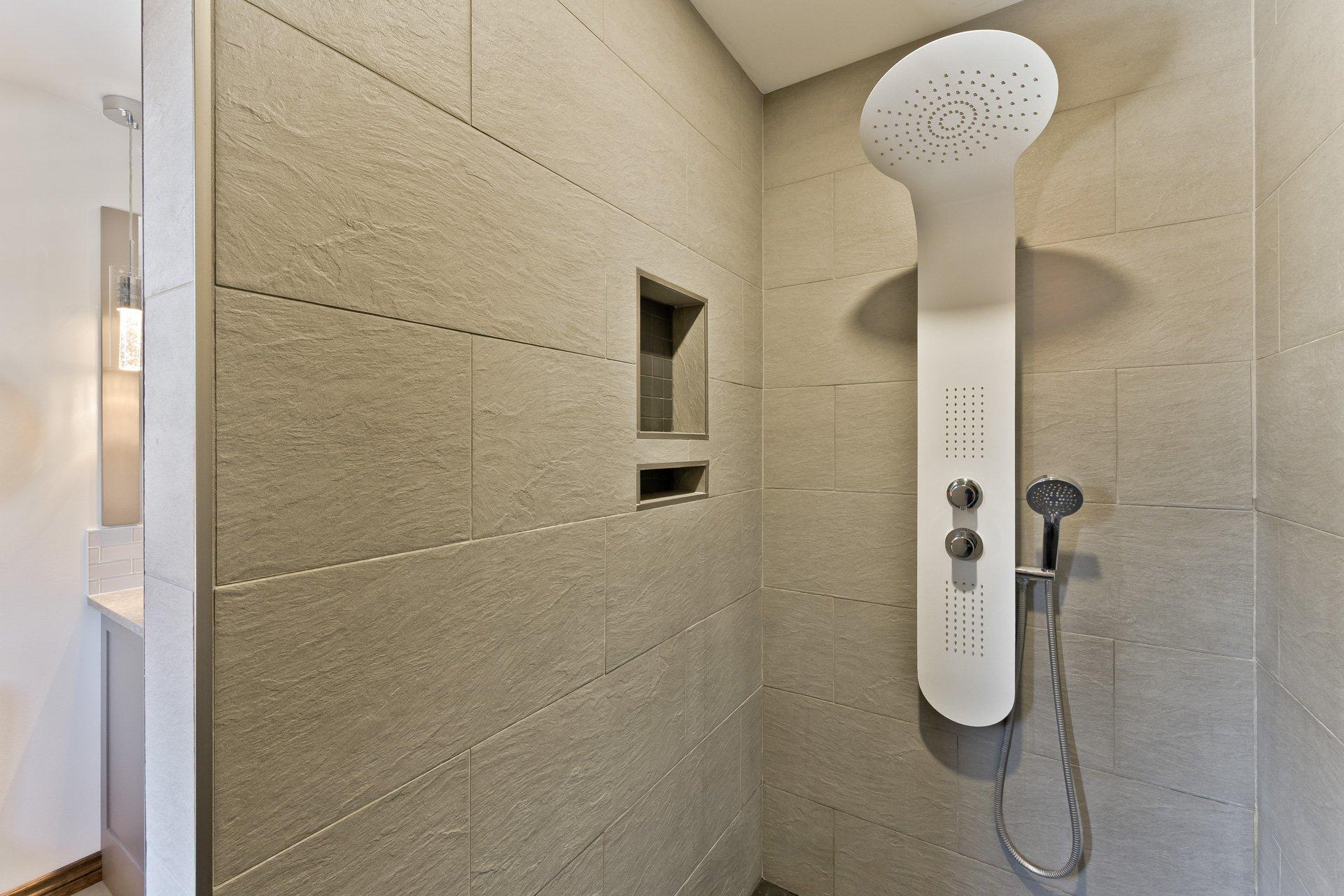 









171


Ch. Verdi

,
Saint-Étienne-de-Bolton,




QC
J0E2E0

