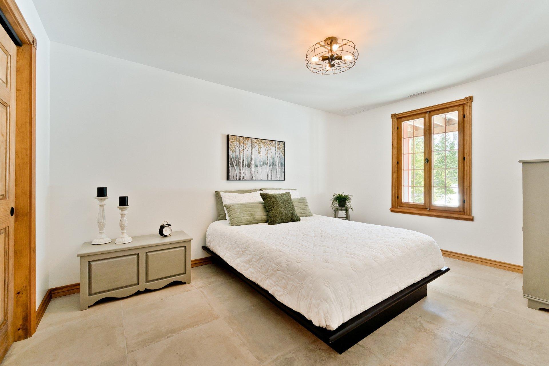 









171


Ch. Verdi

,
Saint-Étienne-de-Bolton,




QC
J0E2E0

