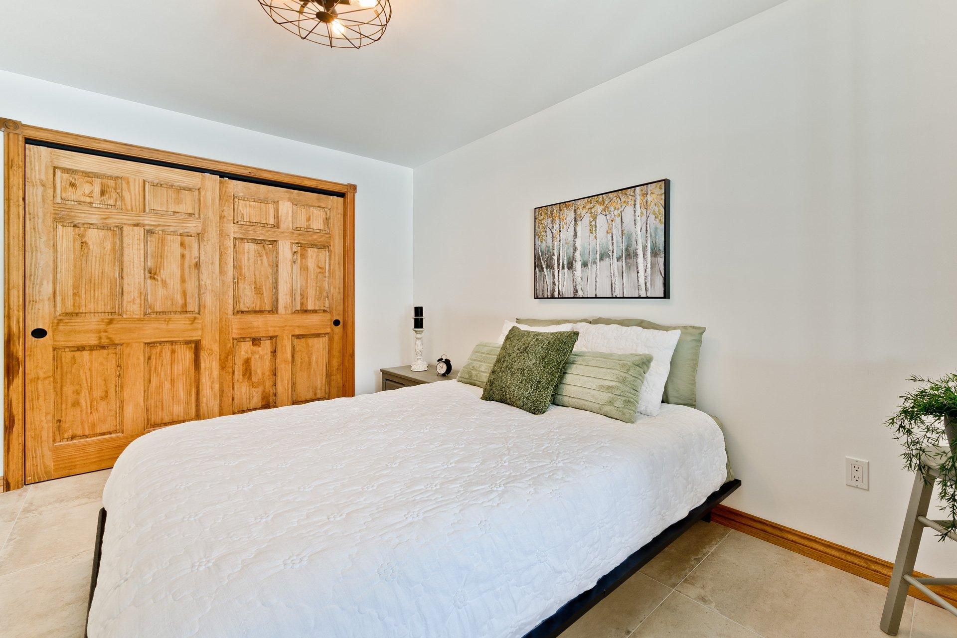 









171


Ch. Verdi

,
Saint-Étienne-de-Bolton,




QC
J0E2E0

