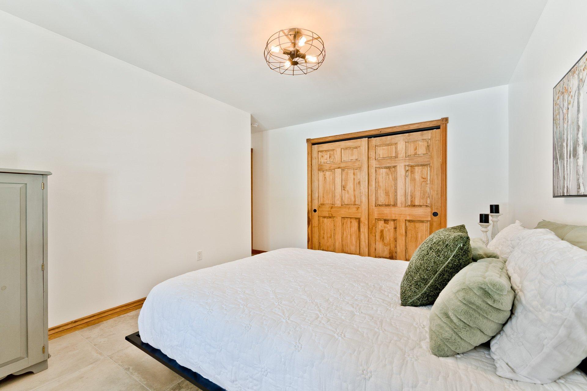 









171


Ch. Verdi

,
Saint-Étienne-de-Bolton,




QC
J0E2E0

