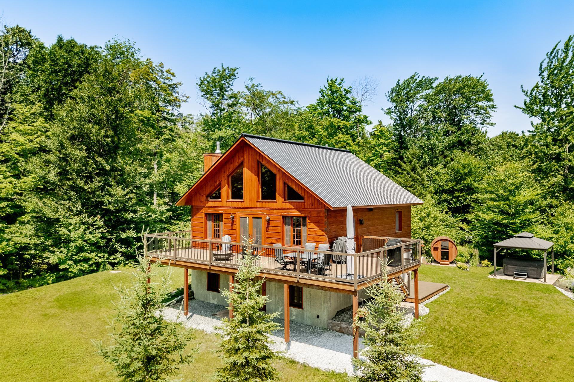 









171


Ch. Verdi

,
Saint-Étienne-de-Bolton,




QC
J0E2E0

