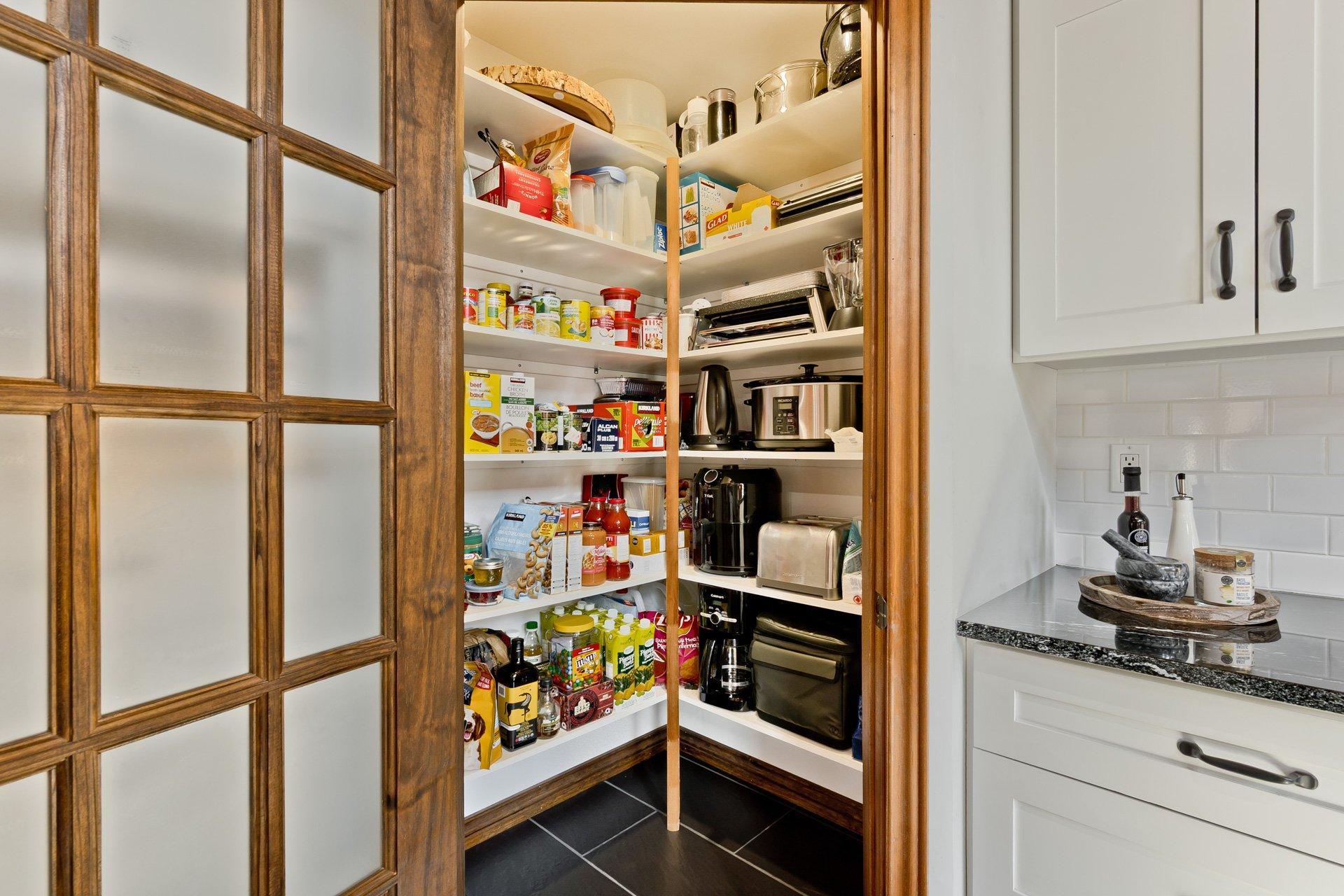 









171


Ch. Verdi

,
Saint-Étienne-de-Bolton,




QC
J0E2E0

